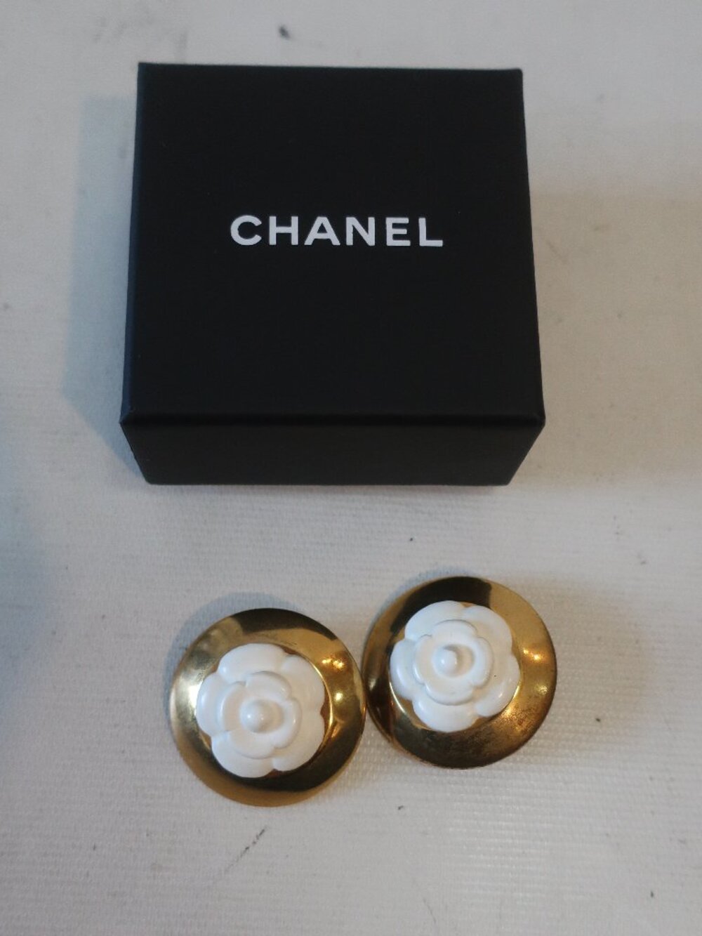 Authentic Womens Chanel Gold Hardware Camellia Flower Round Clip-On Earrings